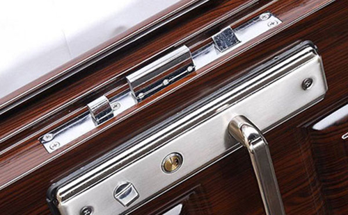 江陵24小时上门开锁公司