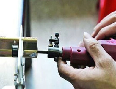 江陵24小时上门开锁公司