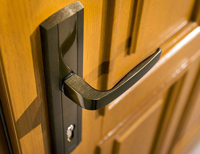 江陵24小时上门开锁公司